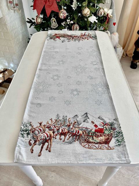 Bieżnik na stół świąteczny gobelinowy «Bajkowy las» (Z dodatkiem mikrofibry i Ze srebrną lureksową nitką)