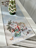 Bieżnik na stół świąteczny gobelinowy ﻿﻿"Zimowa zabawa﻿﻿" (Ze srebrną lureksową nitką)